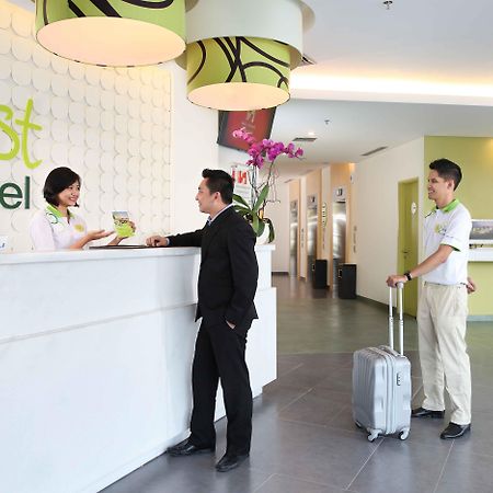 Zest Airport Jakarta By Swiss-Belhotel International Tangerang Eksteriør bilde
