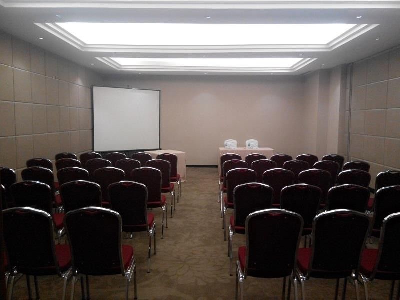 Zest Airport Jakarta By Swiss-Belhotel International Tangerang Eksteriør bilde