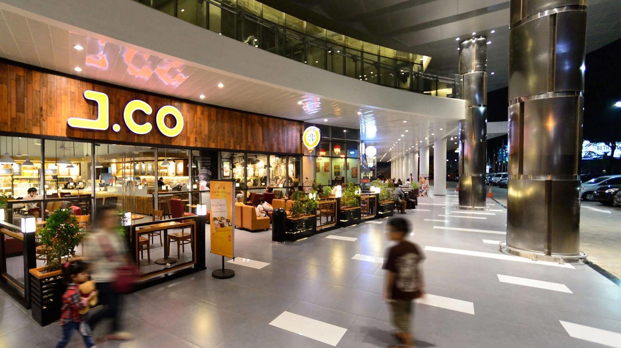 Zest Airport Jakarta By Swiss-Belhotel International Tangerang Eksteriør bilde