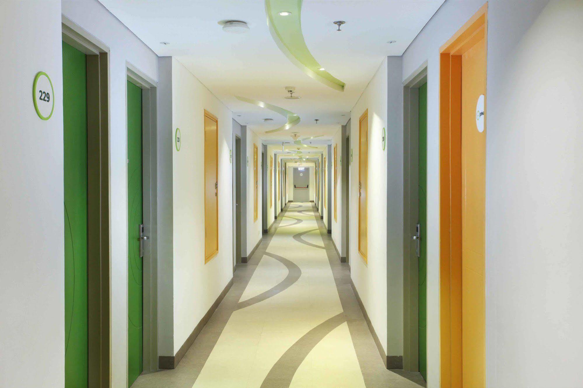 Zest Airport Jakarta By Swiss-Belhotel International Tangerang Eksteriør bilde